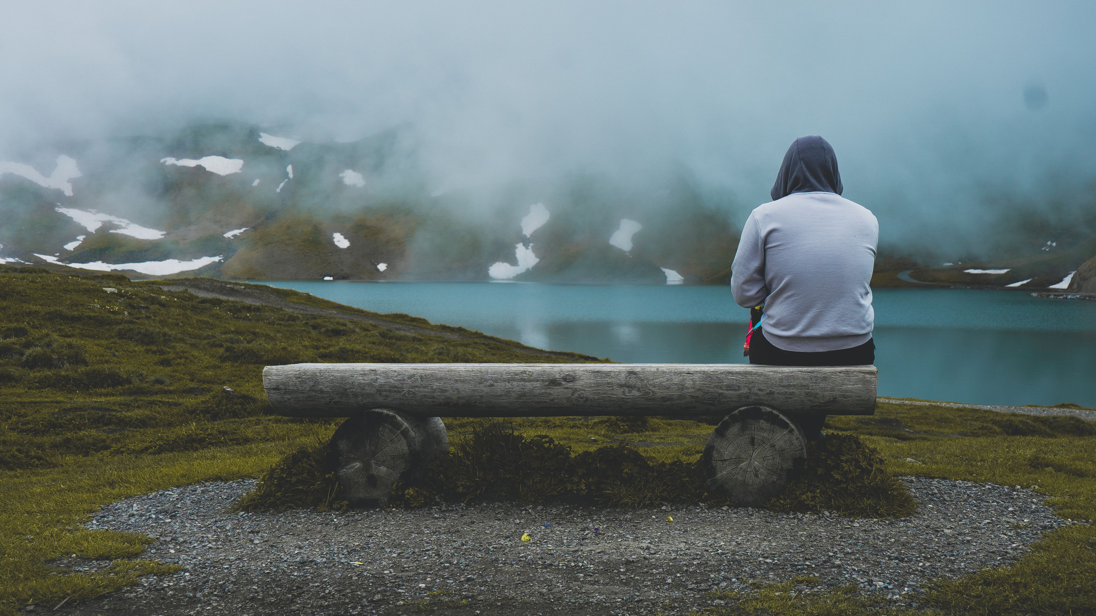 Ghosting Nedir? Nasıl Başa Çıkarız?